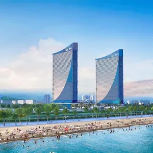 Black Sea Luxury Towers فندق باتومي